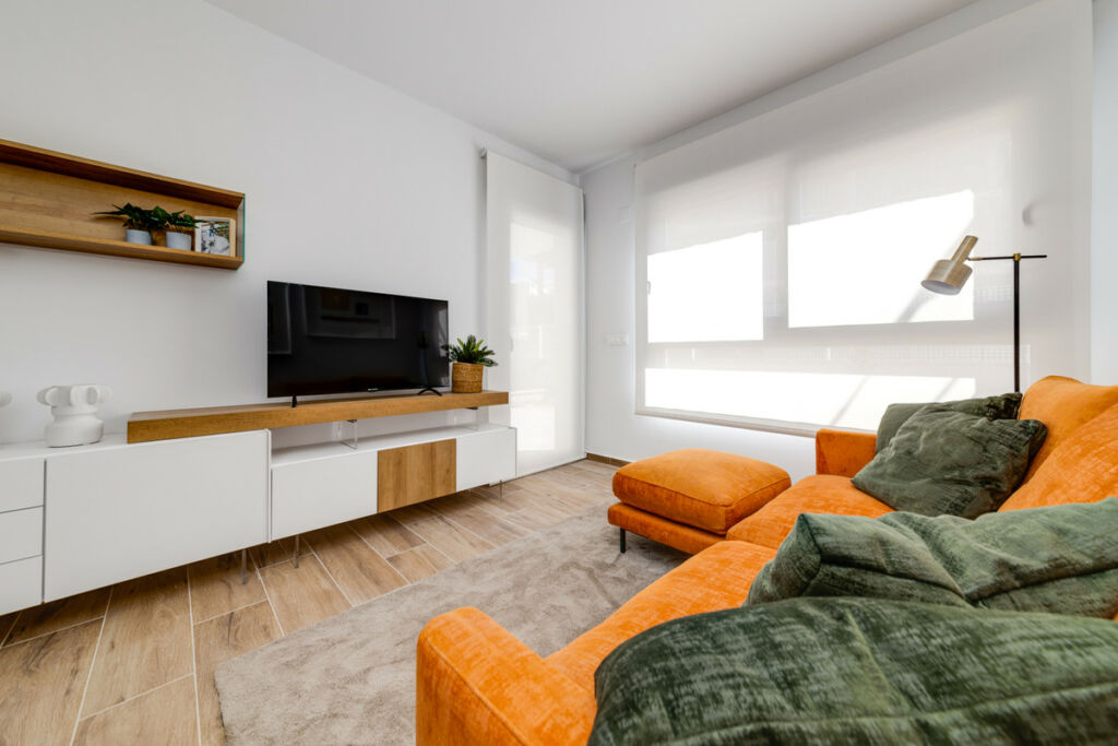 Ground Floor Apartment Villamartin Alicante - image 4
