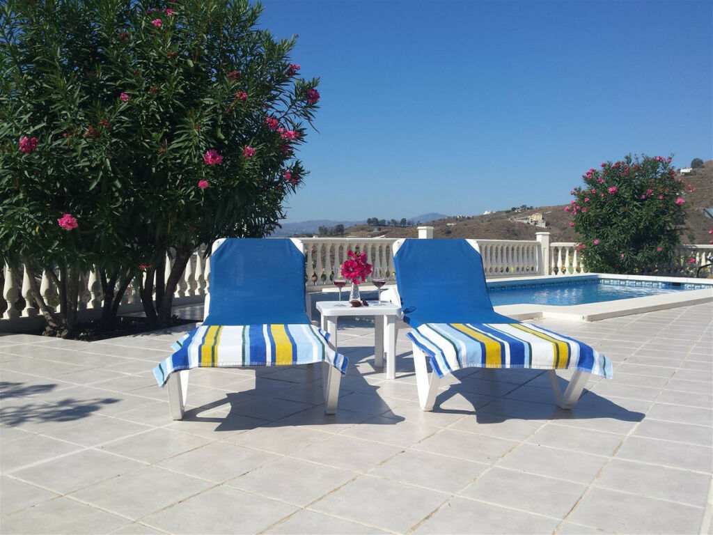 Detached Villa Arenas Málaga - image 4