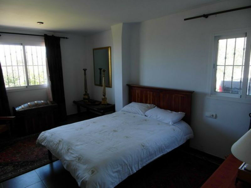 Detached Villa Periana Málaga - image 4