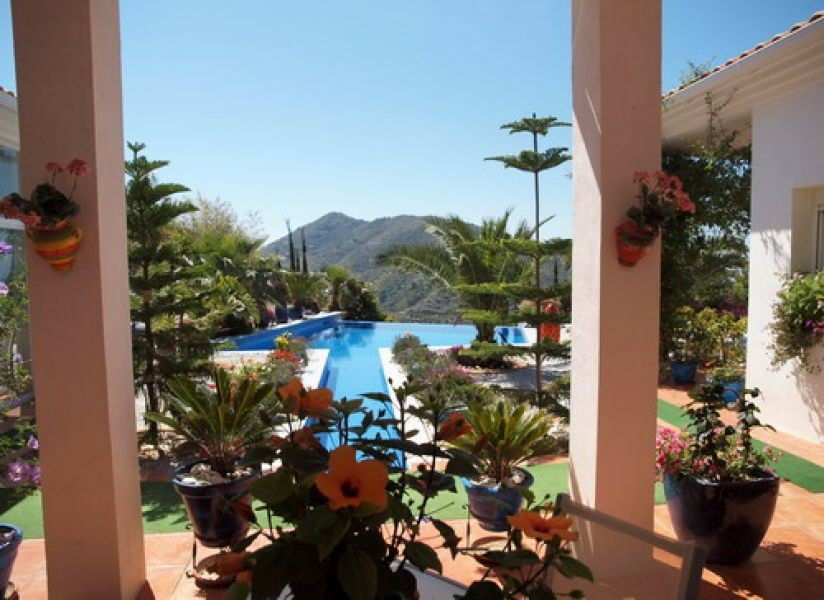 Detached Villa Arenas Málaga - image 4