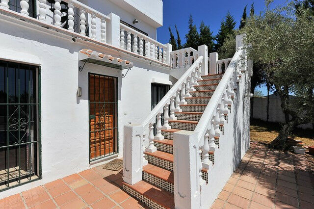 Townhouse Nerja Málaga - image 4