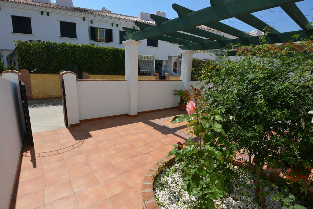 Townhouse Rincón de la Victoria Málaga - image 4