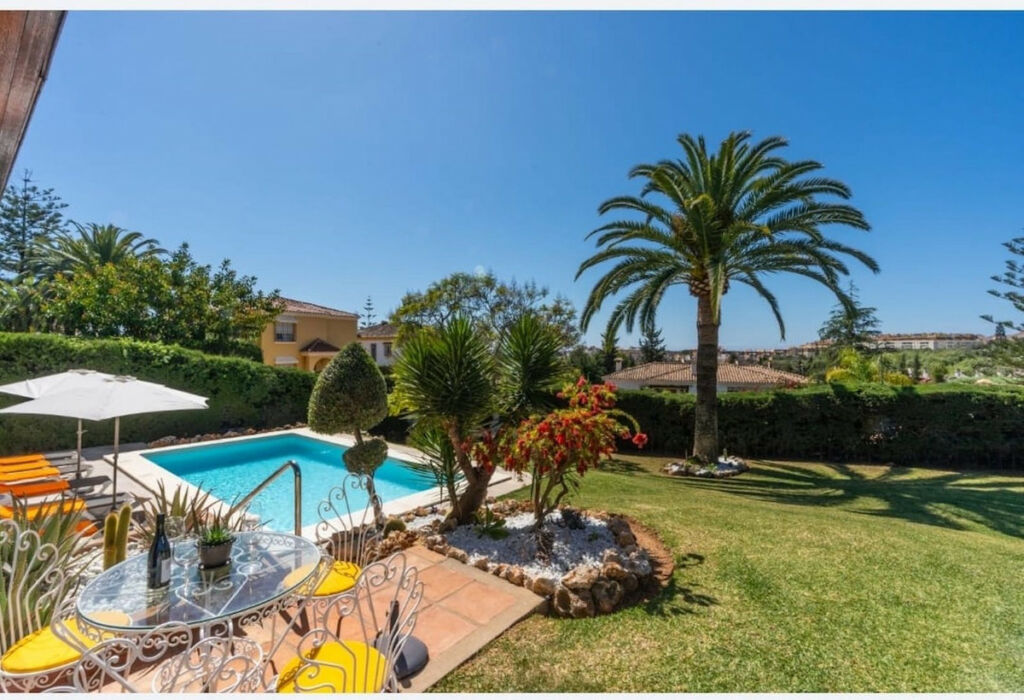 Detached Villa Marbella Málaga - image 4