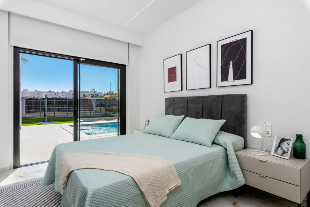Detached Villa Algorfa Alicante - image 4