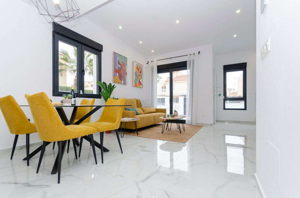 Detached Villa Torrevieja Alicante - image 4