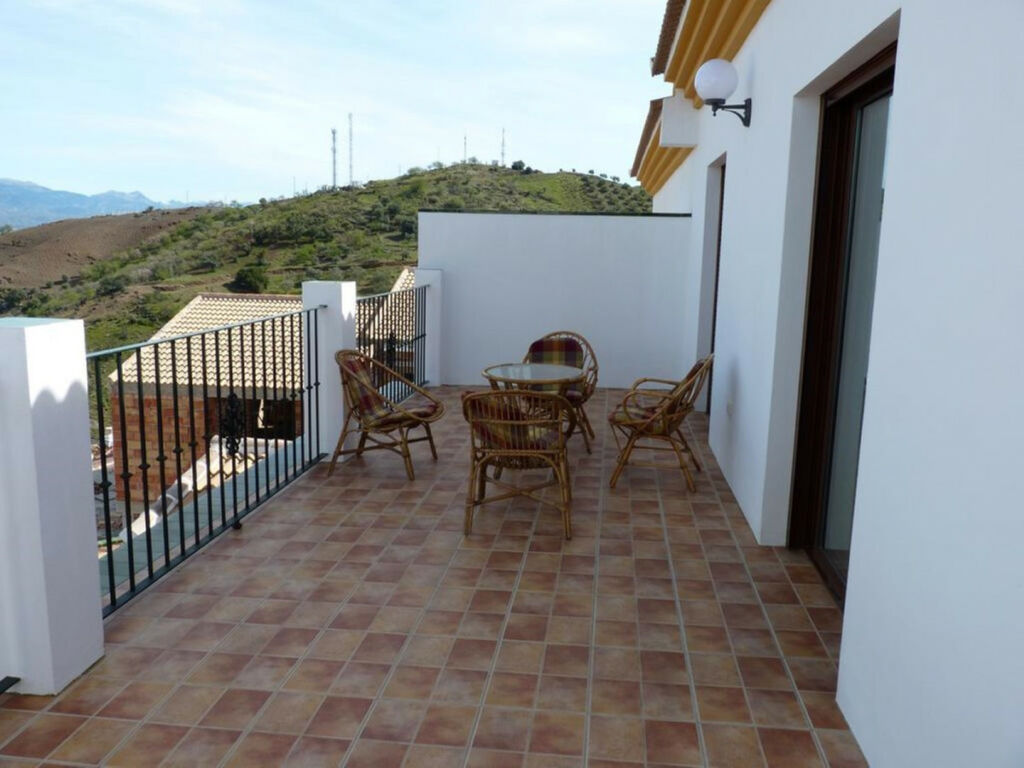 Townhouse Almachar Málaga - image 4