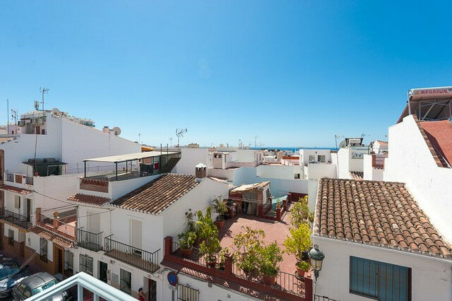 Penthouse Nerja Málaga - image 4