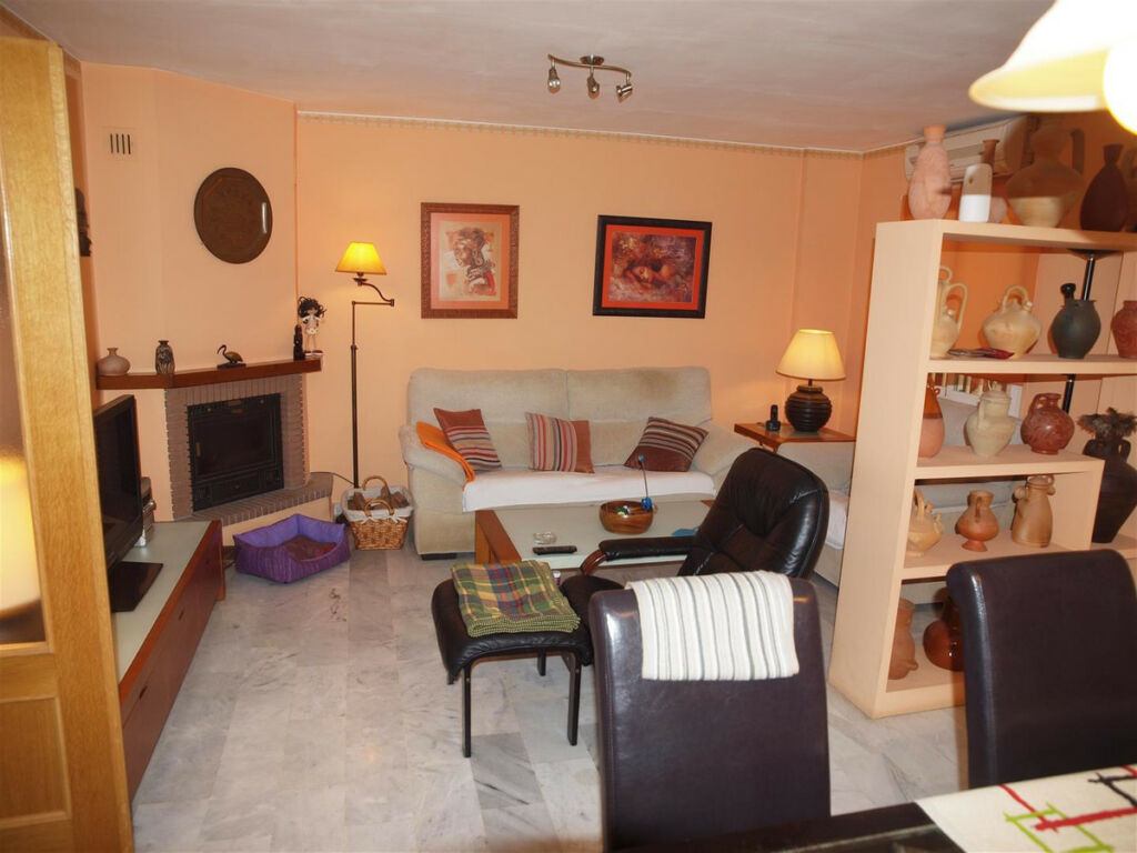 Semi-Detached House Torre del Mar Málaga - image 4