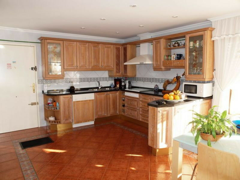Detached Villa Benajarafe Málaga - image 4