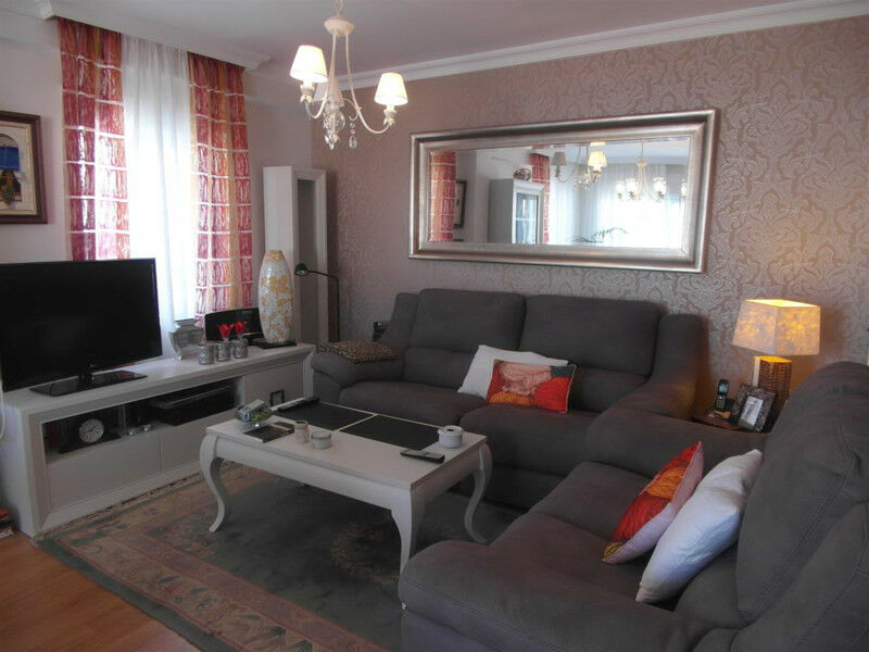 Middle Floor Apartment Torre del Mar Málaga - image 4