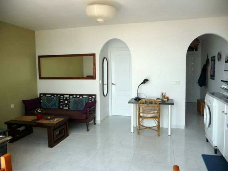 Middle Floor Apartment Almayate Málaga - image 4