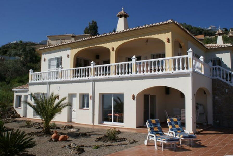 Detached Villa Arenas Málaga - image 4