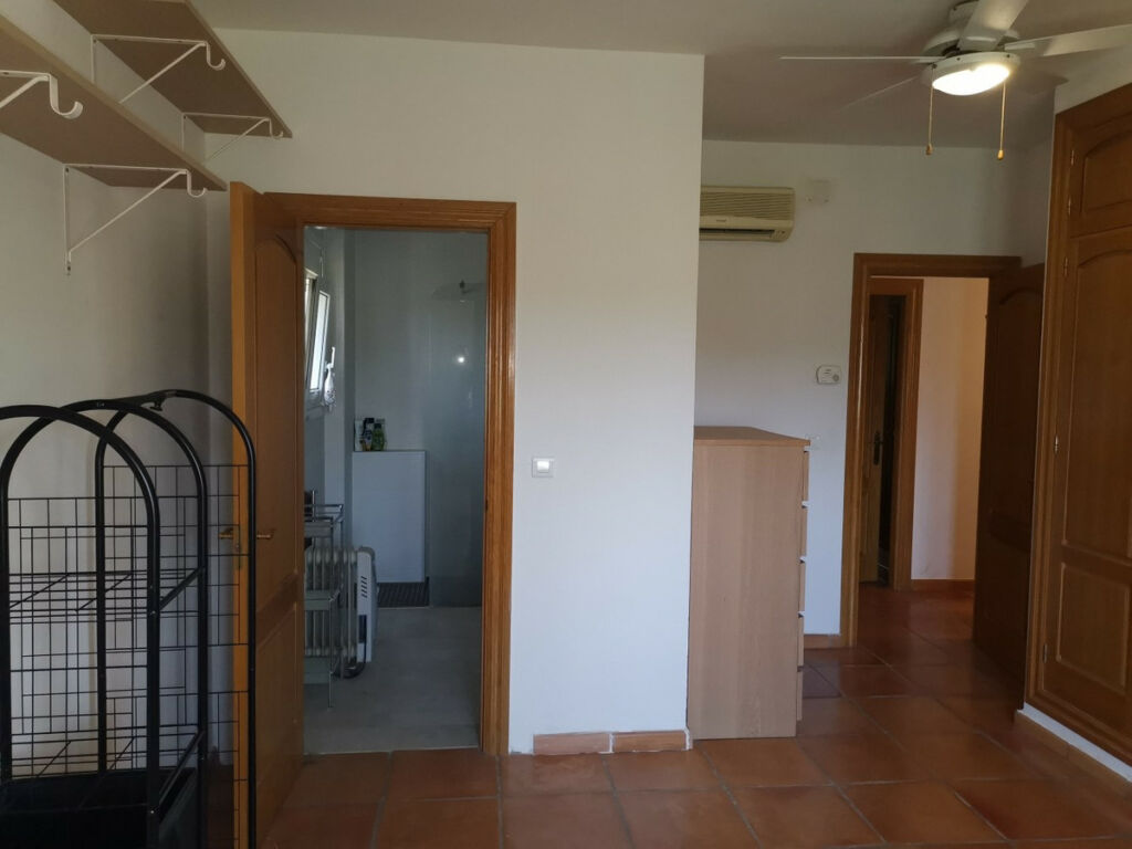 Detached Villa La Viñuela Málaga - image 40