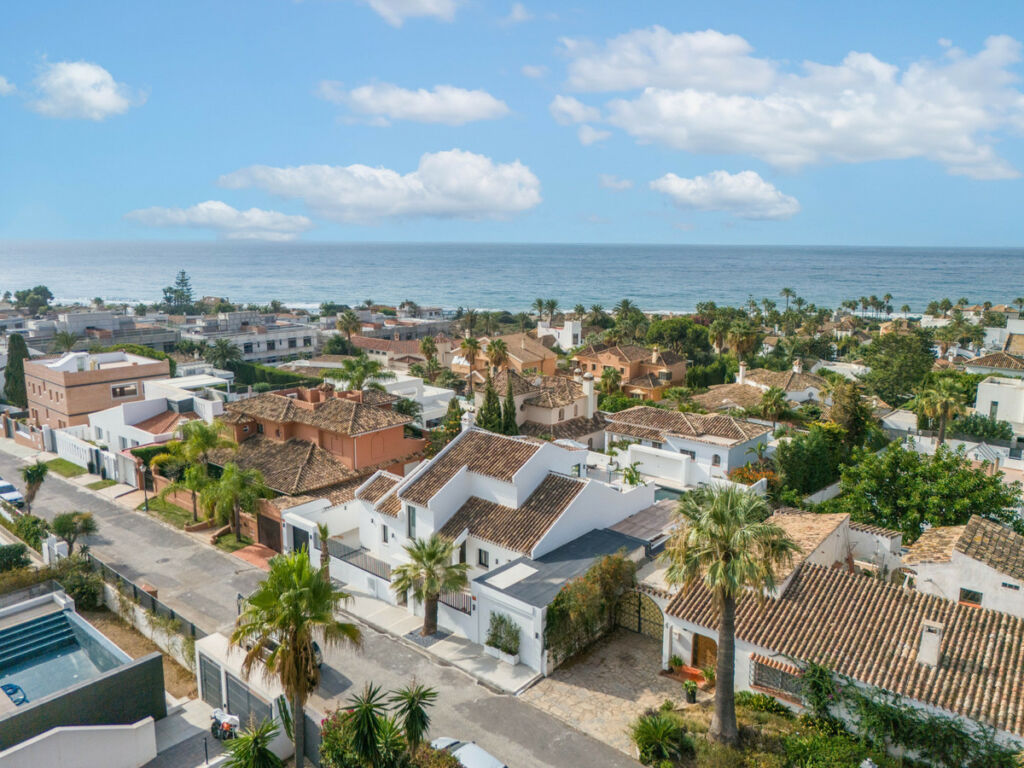 Detached Villa El Rosario Málaga - image 42