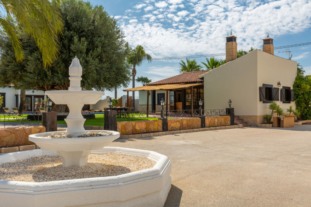 Detached Villa Catral Alicante - image 42