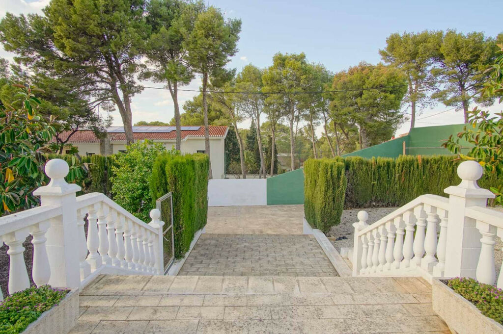 Detached Villa Denia Alicante - image 44
