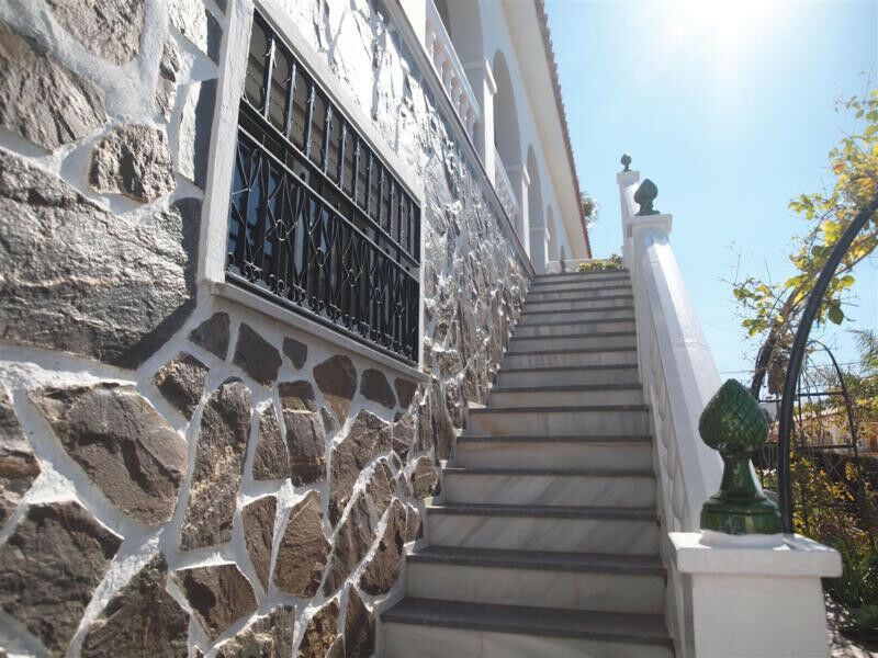 Detached Villa Benajarafe Málaga - image 43