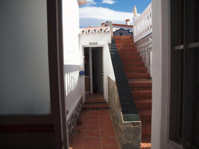 Detached Villa Benajarafe Málaga - image 44