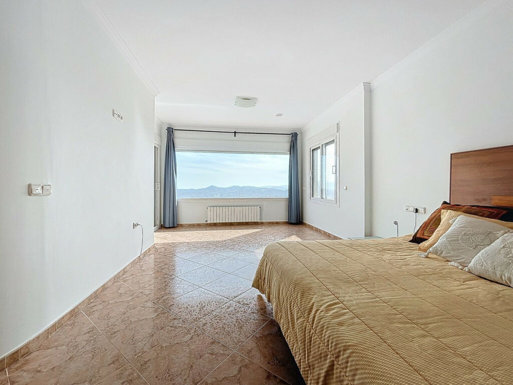 Detached Villa Periana Málaga - image 44