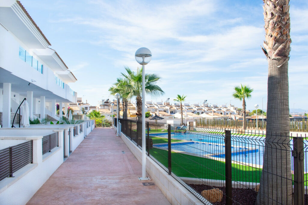 Townhouse Torrevieja Alicante - image 46