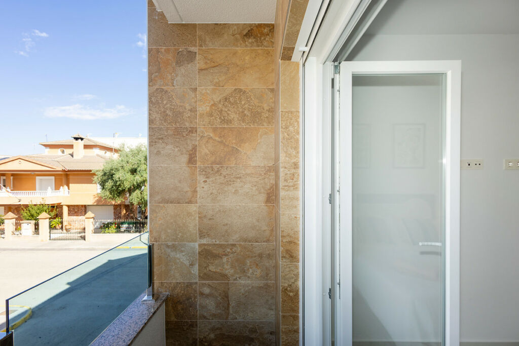 Middle Floor Apartment Jacarilla Alicante - image 48