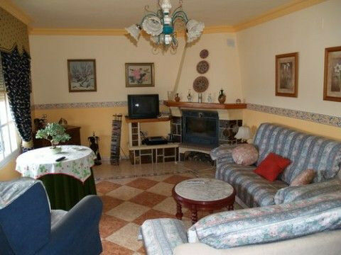 Detached Villa Benajarafe Málaga - image 5