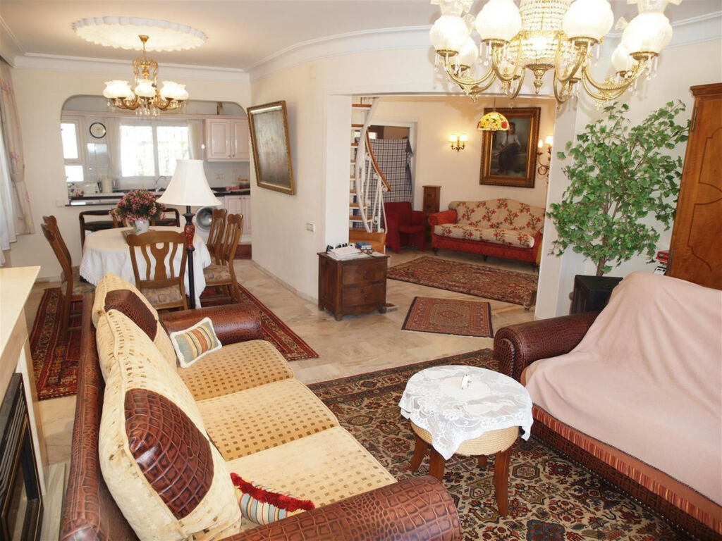 Detached Villa Torrox Málaga - image 5