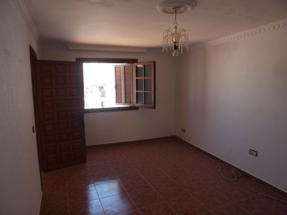 Semi-Detached House Alcaucín Málaga - image 5