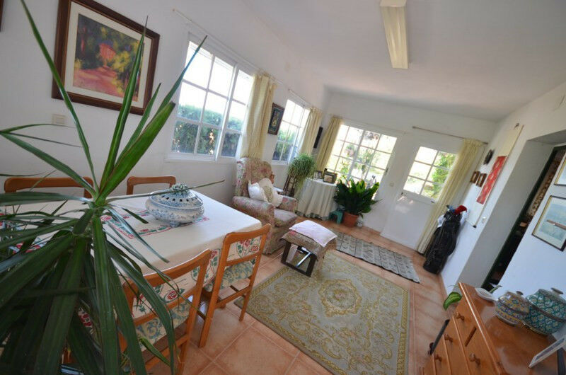 Detached Villa Macharaviaya Málaga - image 5