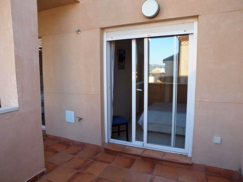 Middle Floor Apartment Caleta de Vélez Málaga - image 5