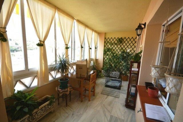 Middle Floor Apartment La Cala del Moral Málaga - image 5