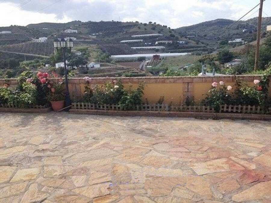 Detached Villa Almayate Málaga - image 5