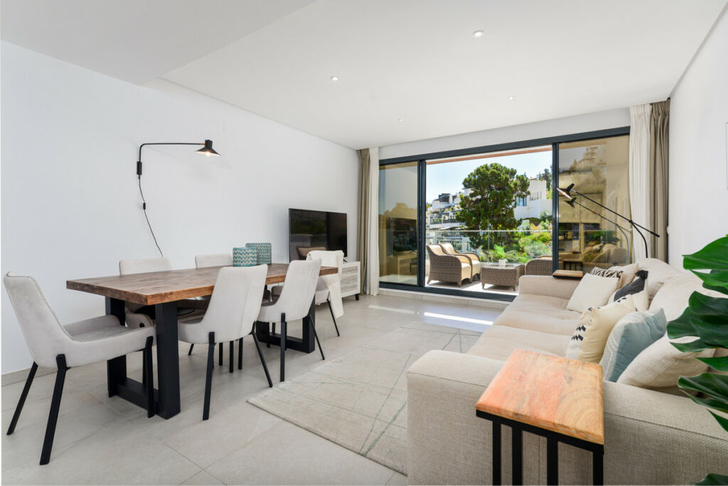 Penthouse La Quinta Málaga - image 4