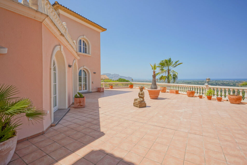 Detached Villa Pedreguer Alicante - image 12