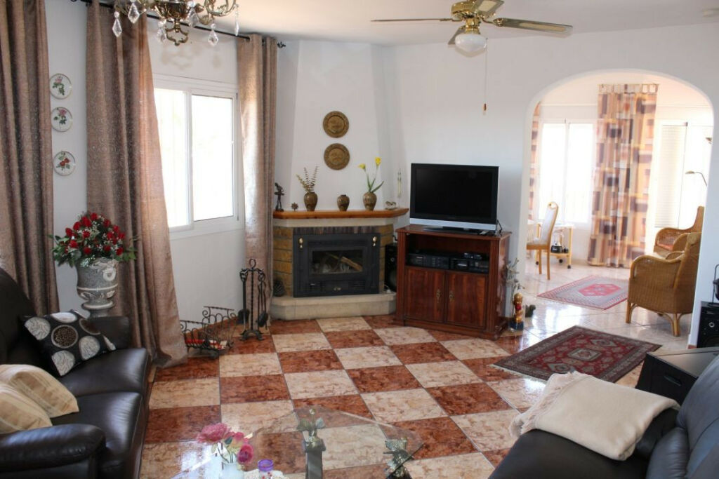 Detached Villa Algarrobo Málaga - image 5
