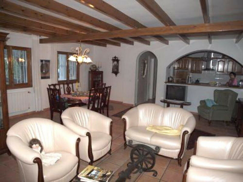 Detached Villa Sayalonga Málaga - image 5