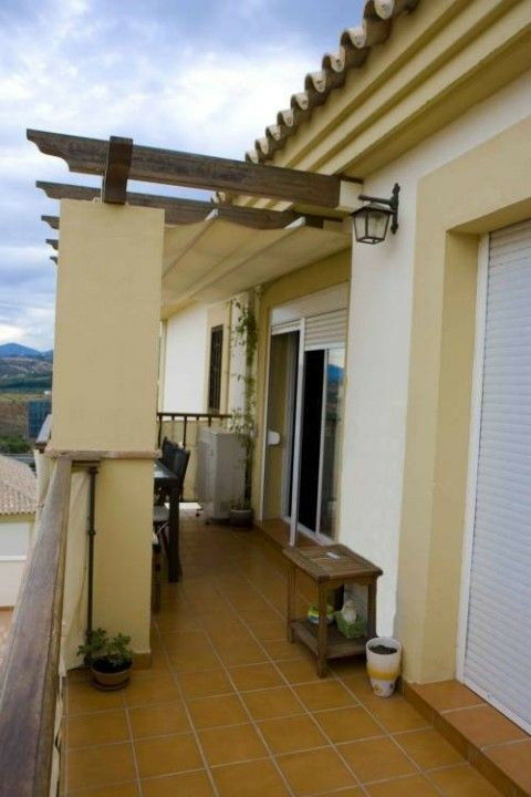 Middle Floor Apartment Caleta de Vélez Málaga - image 5