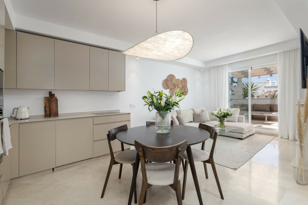 Penthouse Duplex Nueva Andalucía Málaga - image 6