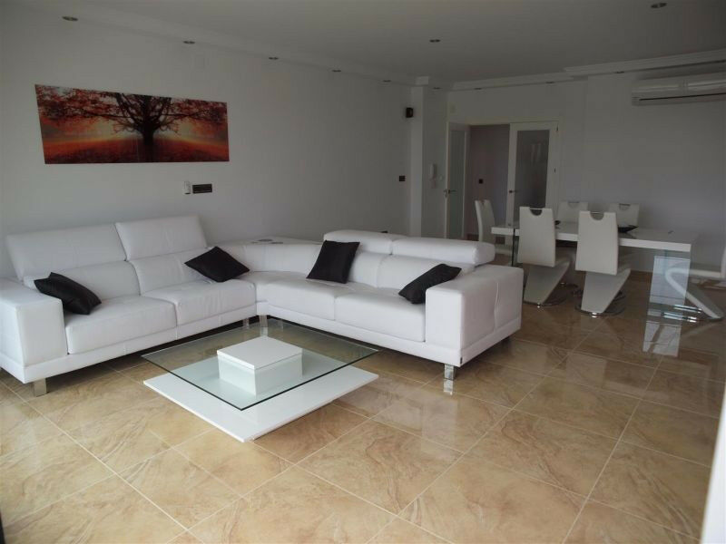Detached Villa Torre del Mar Málaga - image 5