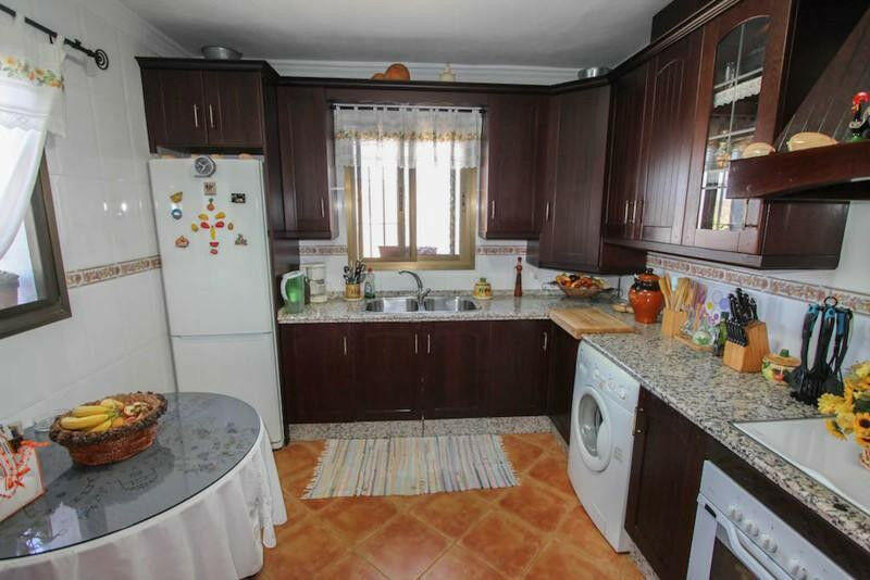 Detached Villa Guaro Málaga - image 6