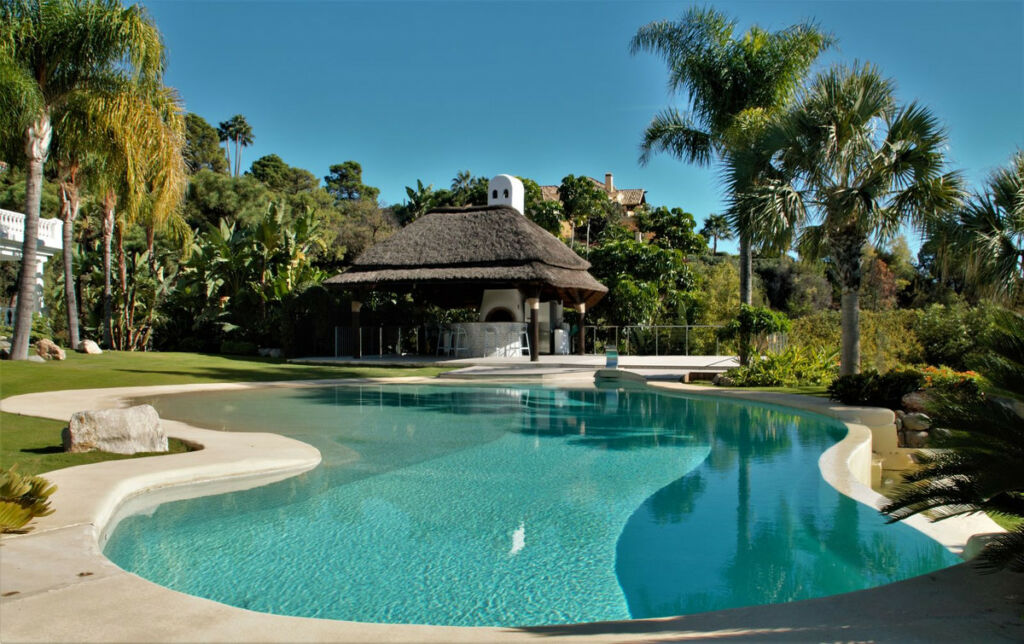 Detached Villa La Zagaleta Málaga - image 5