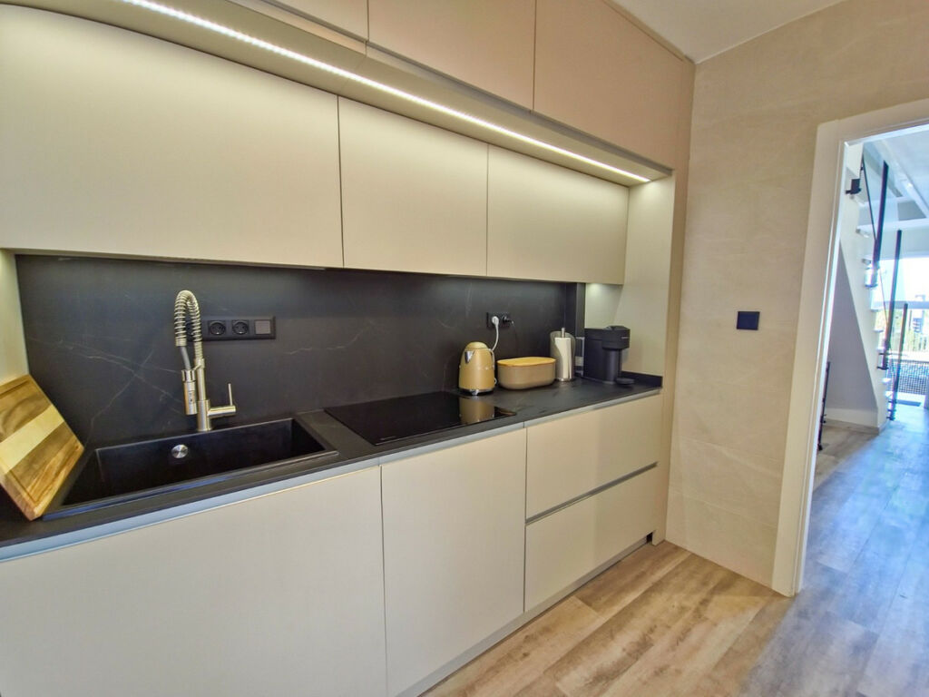 Townhouse Torrevieja Alicante - image 9