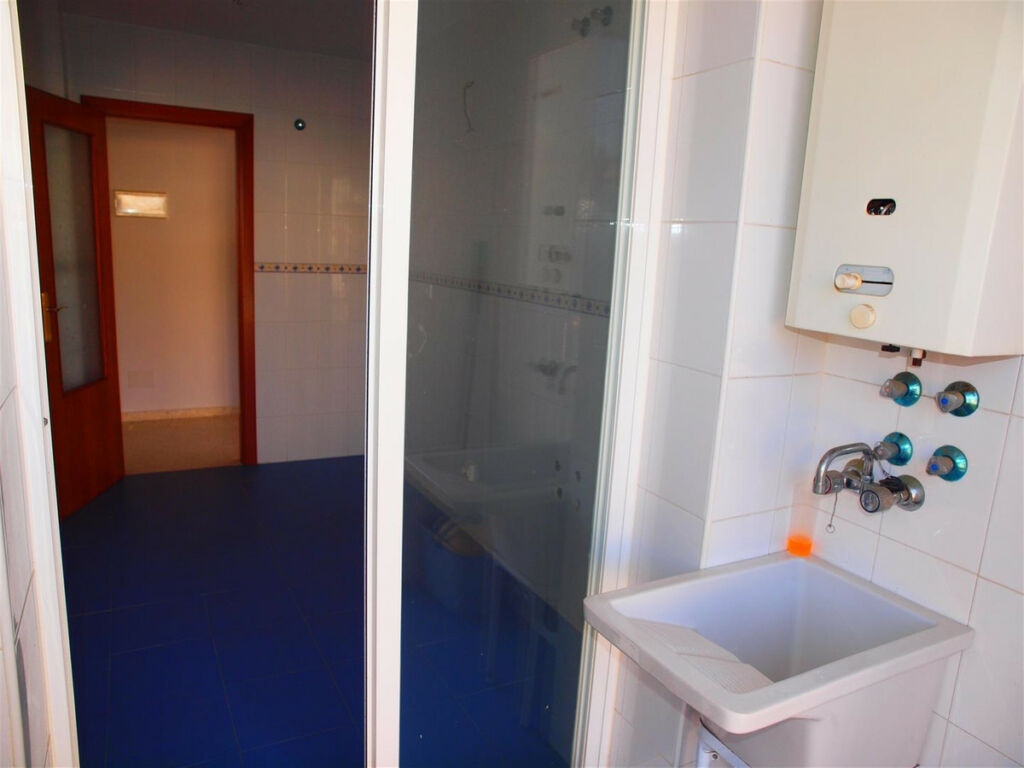 Middle Floor Apartment Algarrobo Málaga - image 5