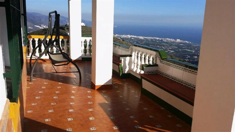 Detached Villa Torrox Málaga - image 5