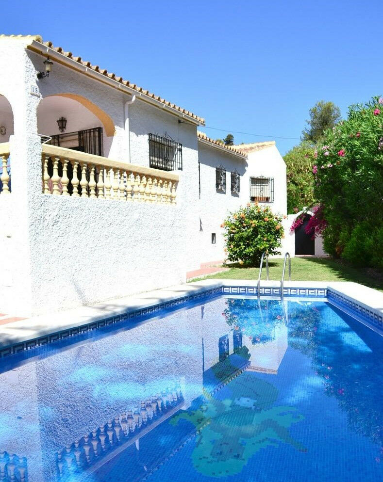 Detached Villa Nerja Málaga - image 5