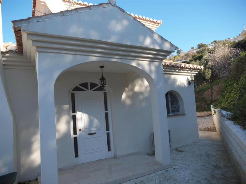Detached Villa Algarrobo Málaga - image 5