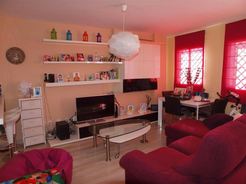 Semi-Detached House Benajarafe Málaga - image 5