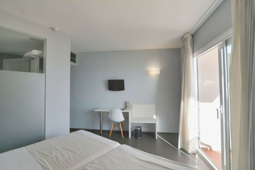 Middle Floor Studio Fuengirola Málaga - image 5