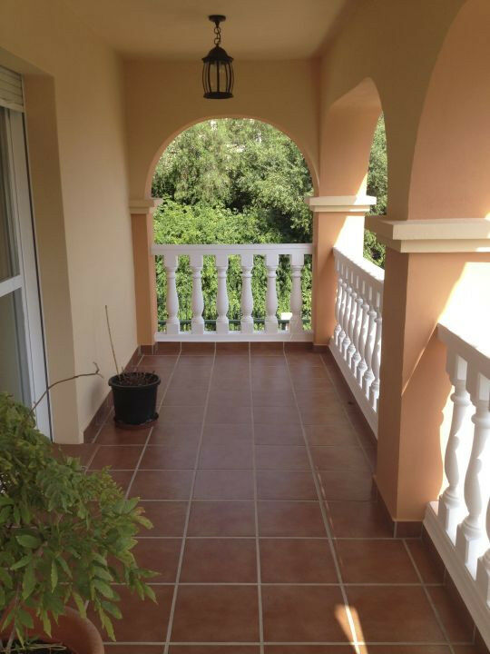 Detached Villa Lagos Málaga - image 5
