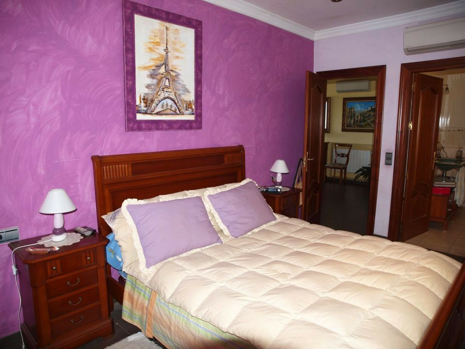 Detached Villa Mezquitilla Málaga - image 5